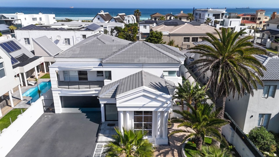 5 Bedroom Property for Sale in Sunset Beach Western Cape